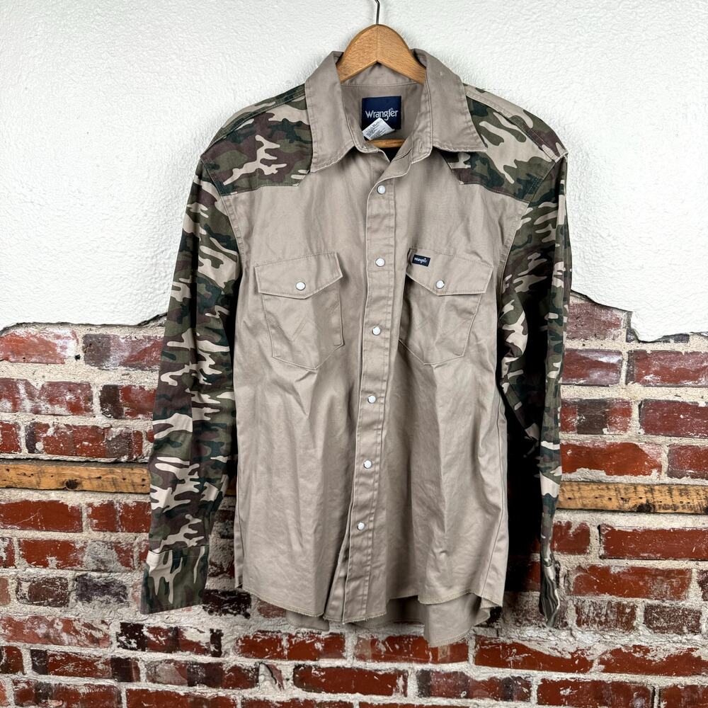Vintage Wrangler Shirt Size XL Tan Camo Long Sleeve Pearl Snap Brushpopper